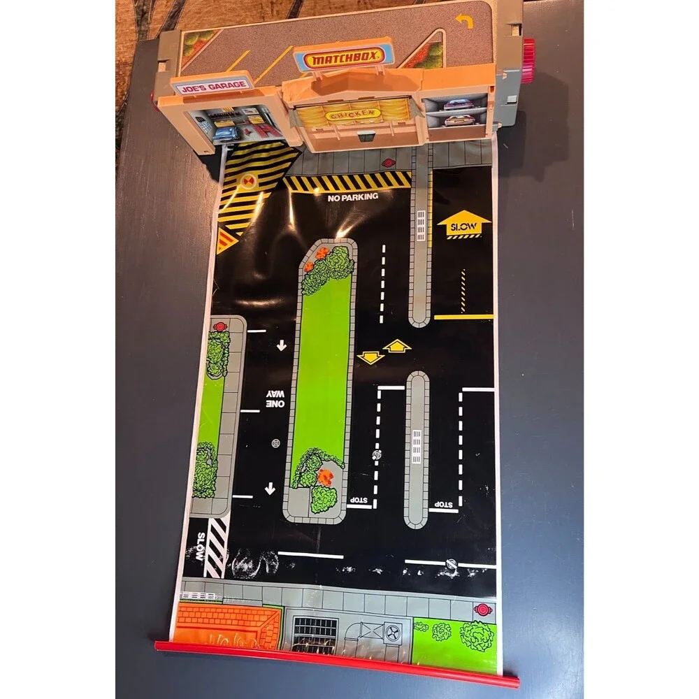 Vintage Matchbox Joe’s Garage Motor City (USED)